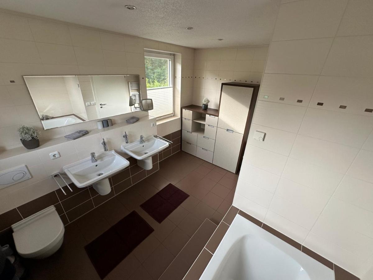 Stadtvilla In Leipzig 7 Personen 3 Schlafzimmer 2 Baeder Garten Und Terrasse Zentral Gelegen Messe Innenstadt Seen Ngoại thất bức ảnh
